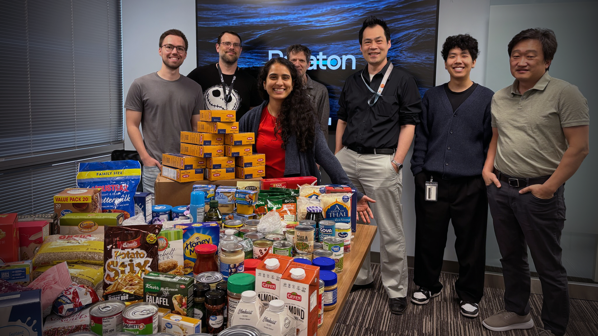 Peraton Labs Team Makes an Impact with Community Food Drive 